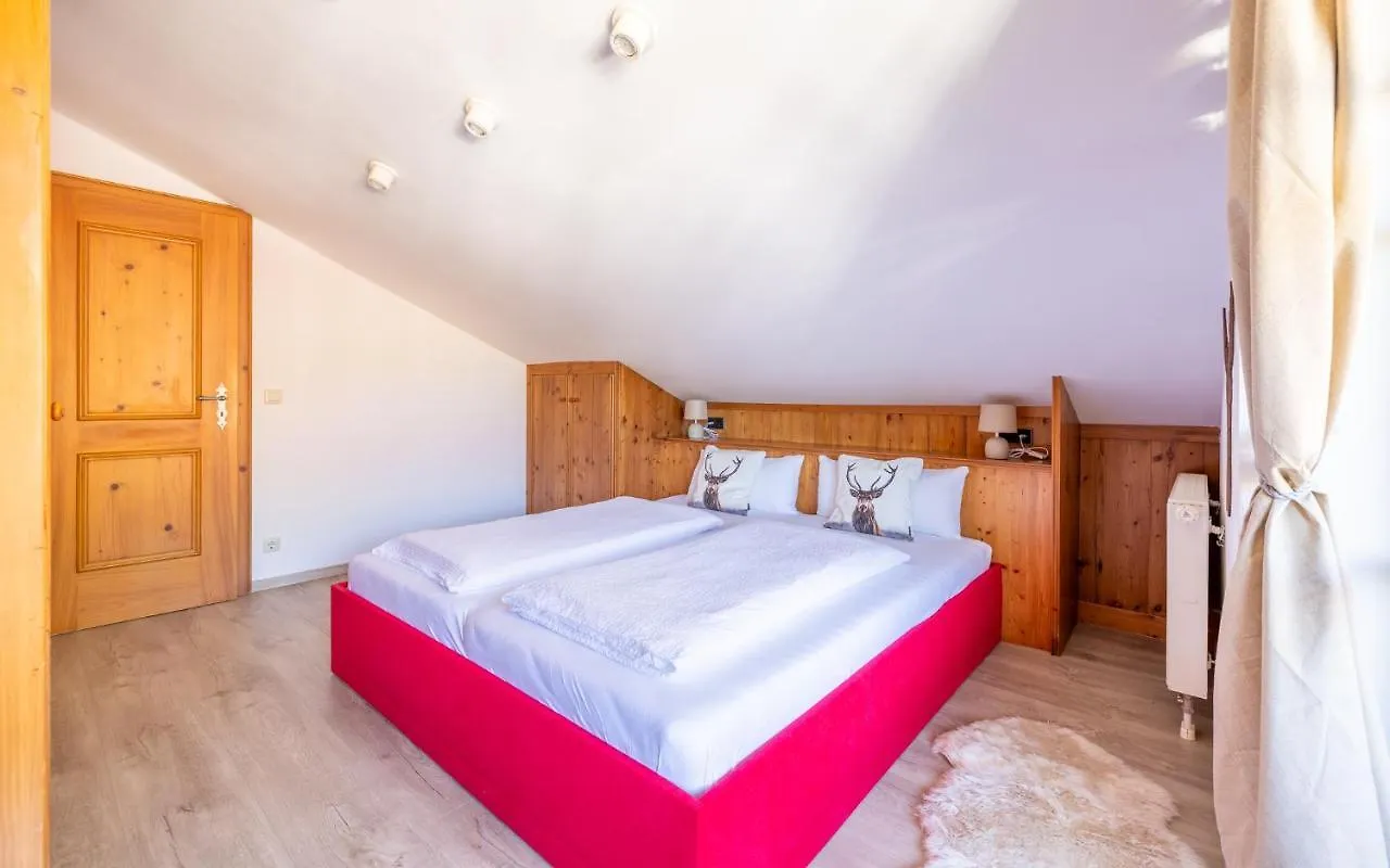 Ferienwohnung Rauschbergblick ルーポルディング