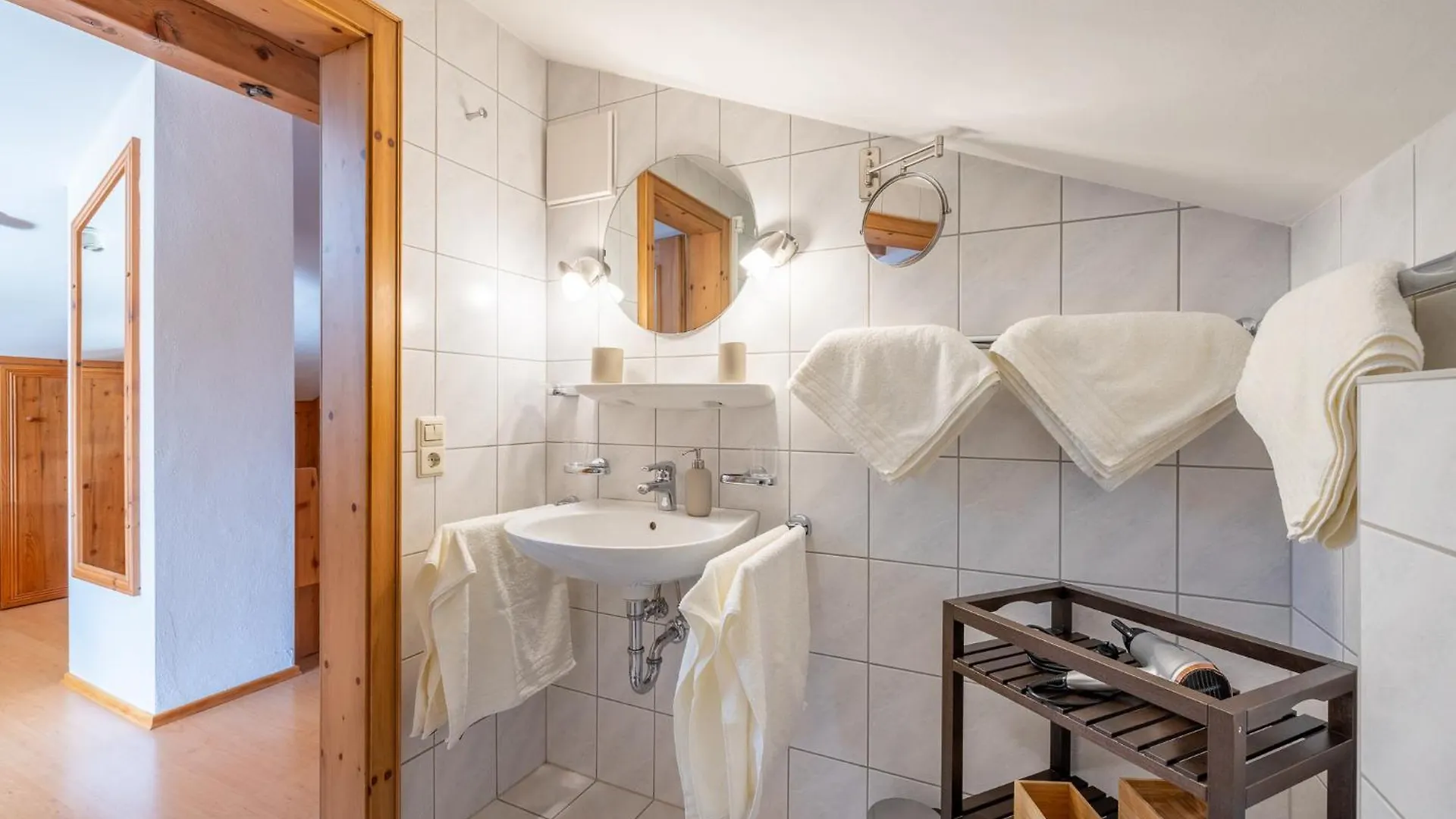 Ferienwohnung Rauschbergblick ルーポルディング アパート